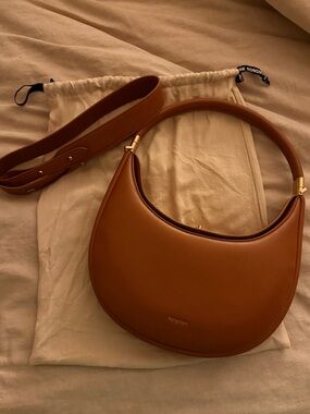 Songmont Luna Bag (vegan/recycled leather) - Eco Caramel